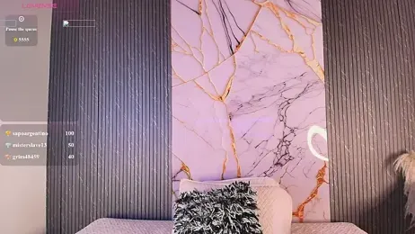 big_tits_in_your_face webcam model stream image