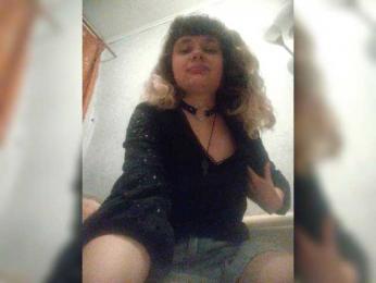 GrettaCandy webcam model stream image