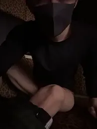 taro_taro45 webcam model stream image