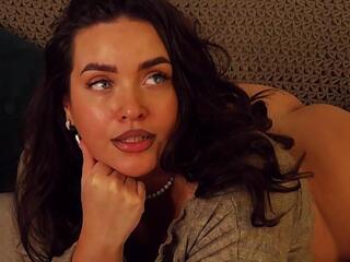 Rosalie Anders webcam model stream image