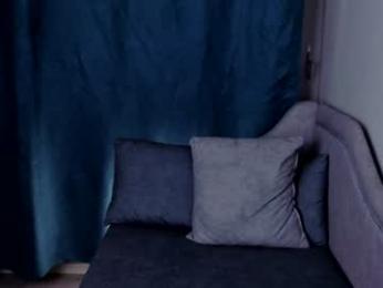 hi_popsy webcam model stream image