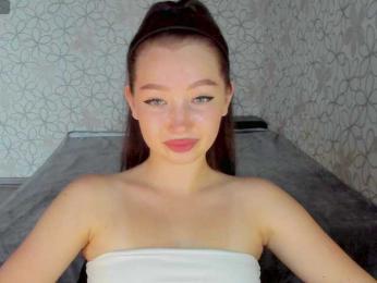 LissaCristal webcam bongacams model stream image