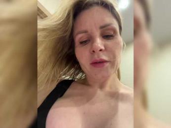 -x777x- webcam model stream image