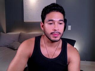 Lian Cruz webcam model stream image