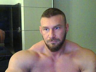 Kevin Muscle webcam model stream image