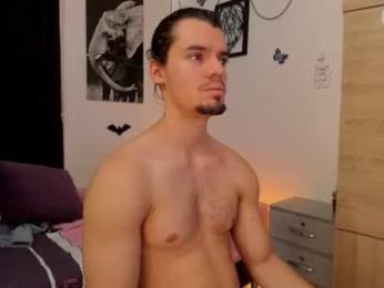 maxi_styles webcam model stream image