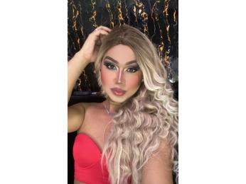 DanikaSaenz webcam model stream image