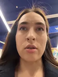 Holly_Play webcam stripchat model stream image