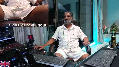 OnlineBossUK webcam model stream image