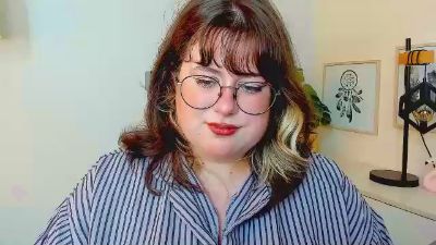 OpheliaLush webcam model stream image