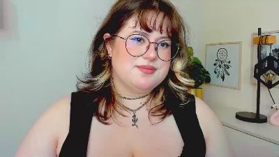 OpheliaLush webcam model stream image