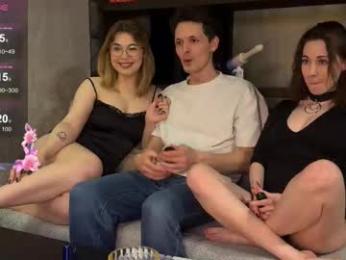 couple_of_fire_ webcam model stream image