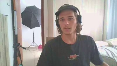 Wave_Boy webcam model stream image