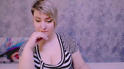Djullia webcam model stream image