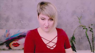 Djullia webcam model stream image