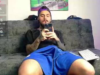 julian_tattoo webcam model stream image