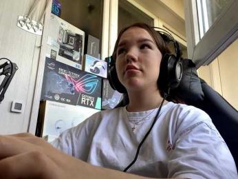 OdeliaBroomhead webcam model stream image