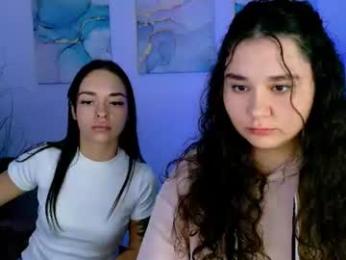 nika_pearl webcam model stream image
