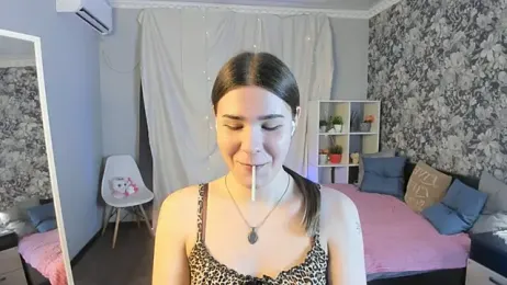 Coraline_kitty webcam model stream image