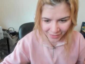 artsyandcraftsy_ webcam model stream image