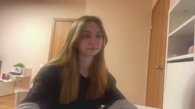 MadaleneThrift webcam model stream image