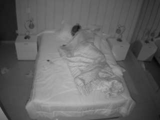 voyeurcam-casa-salsa-bedroom-1 webcam model stream image