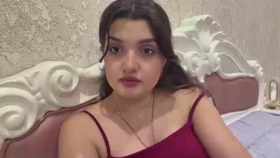 PeiFarrell webcam model stream image
