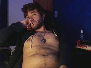 Max Wolfville webcam model stream image