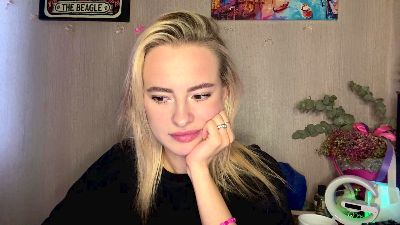 KyleEader webcam model stream image