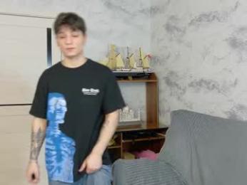 rik_and webcam model stream image