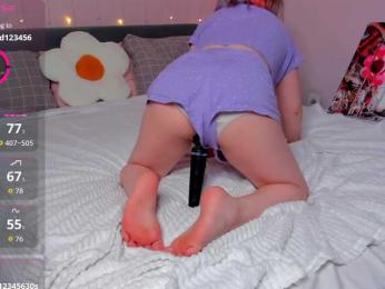 Sara-Moor webcam model stream image