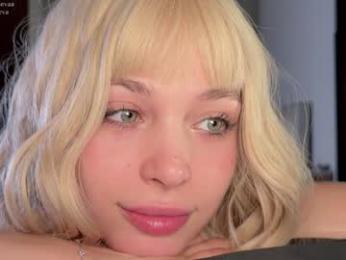 cutieeeeva webcam chaturbate model stream image