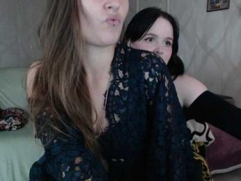 Lizzi-Peach webcam model stream image