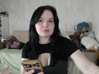 Lizzi-Peach webcam model stream image