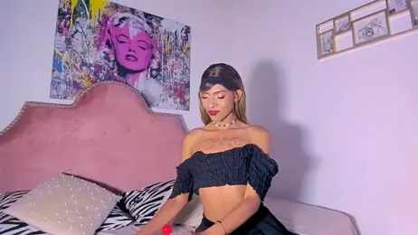 TyraHoney webcam model stream image