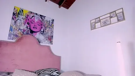 TyraHoney webcam model stream image
