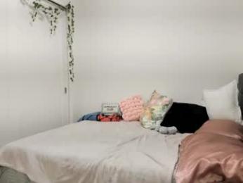 ariah_is_blonde webcam model stream image