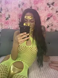 Ines-z webcam stripchat model stream image