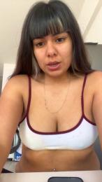 Miaaromero webcam model stream image