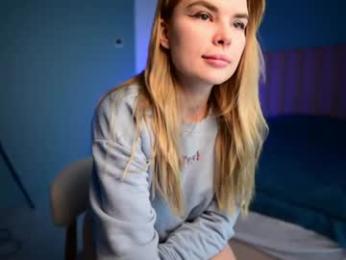 love_you_to123 webcam chaturbate model stream image