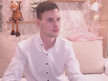 fluffy_hat webcam model stream image