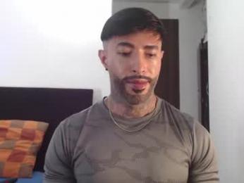 maximus_golden webcam model stream image