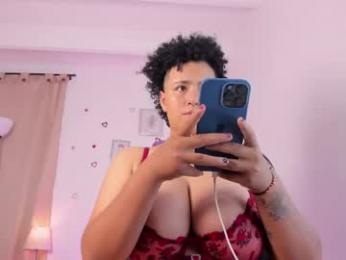 liaamoretzz webcam model stream image