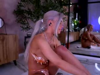 serene_sophiex webcam model stream image