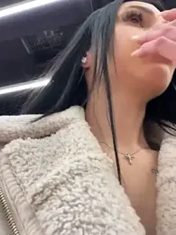 ilariea_girl webcam model stream image