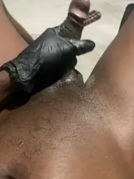 Mastercumload webcam model stream image