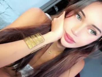sluttykaye webcam model stream image