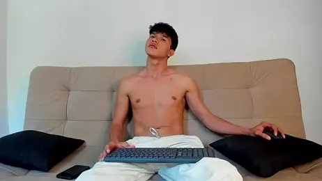 Lucas-Aaron webcam model stream image