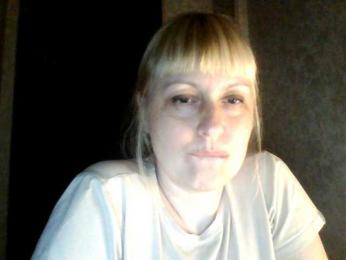 krisss2016 webcam model stream image