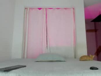 issalovexxx webcam model stream image